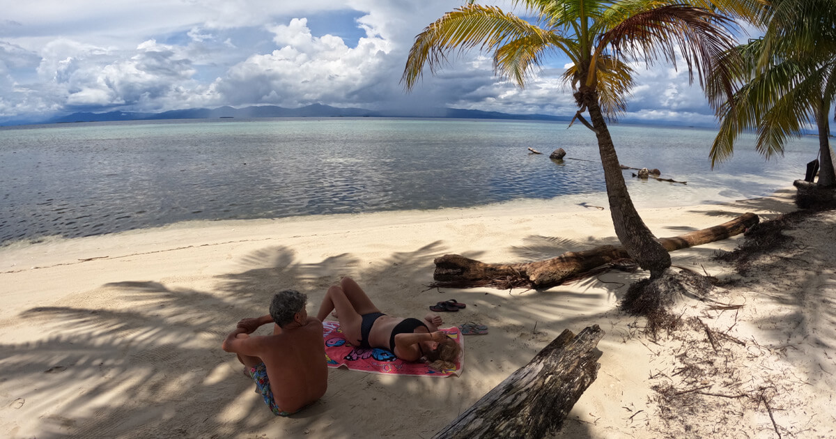Vacations to Truly Relax: Sailing San Blas by Sailboat or Catamaran
