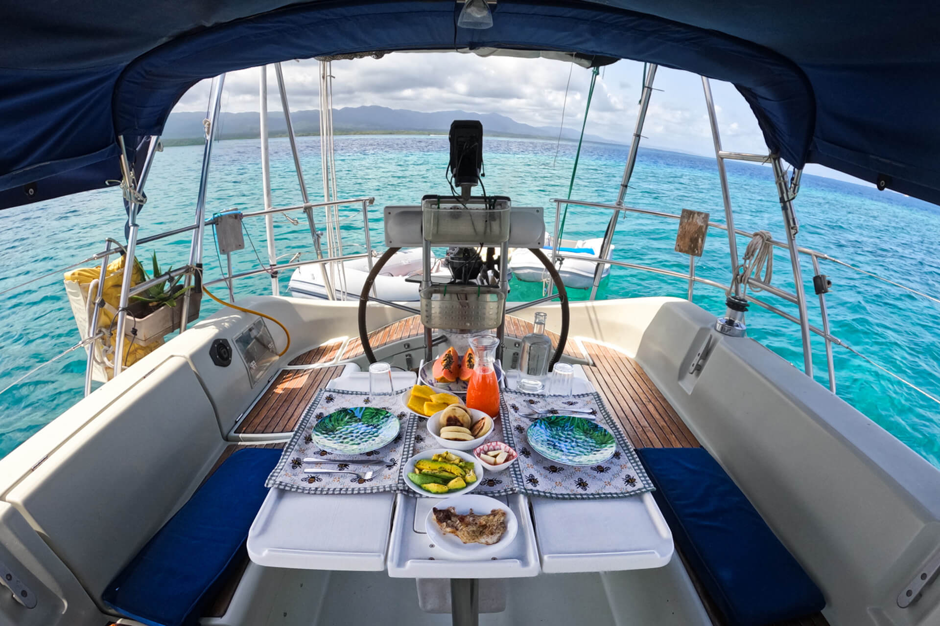 Catamaran for 6 guests in San Blas