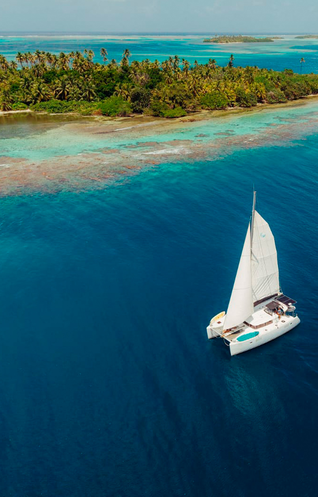 Sailing in the San Blas Islands