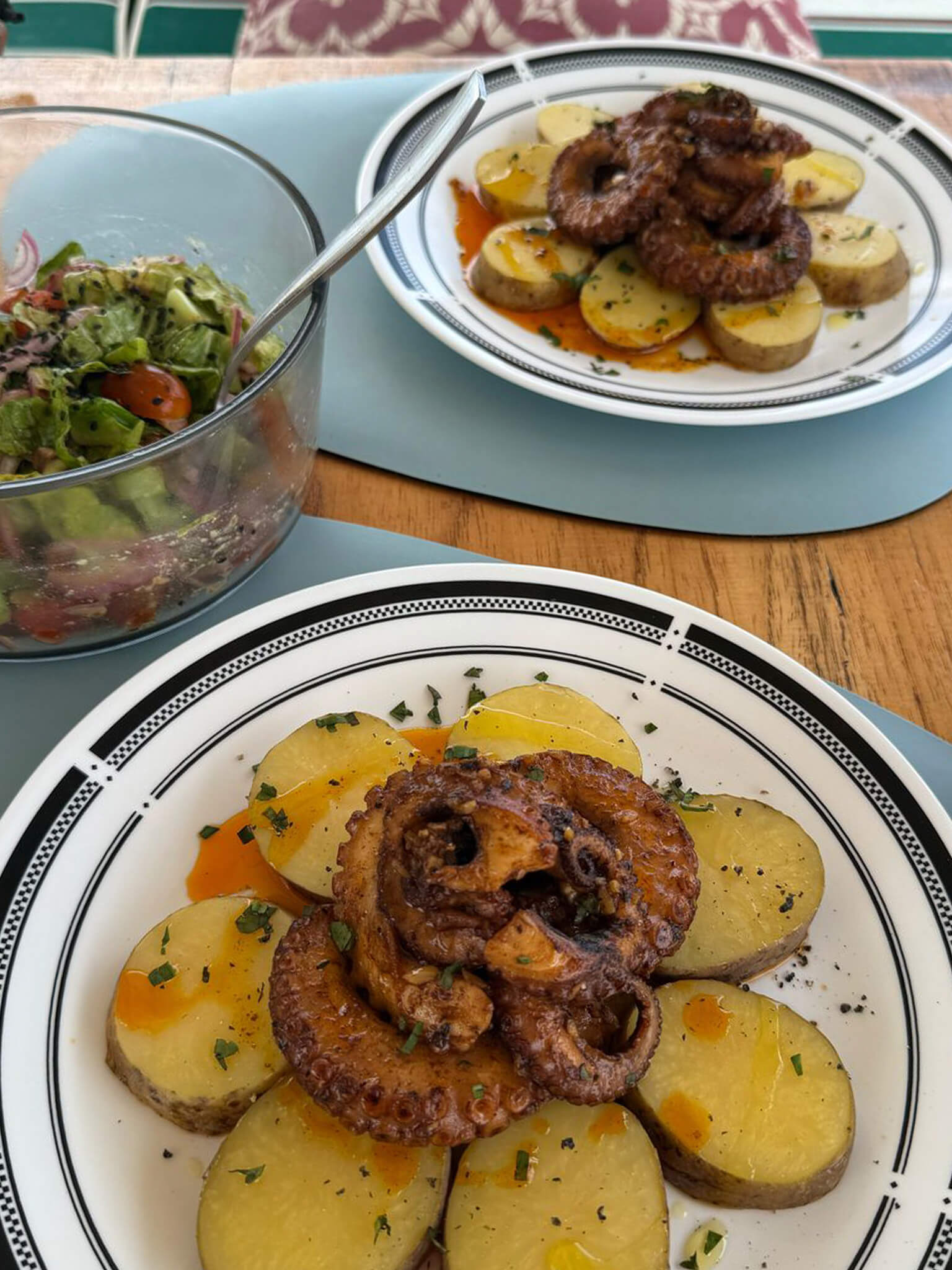 Bow port cabin on Catamaran Atila with comfortable bedding and natural light.