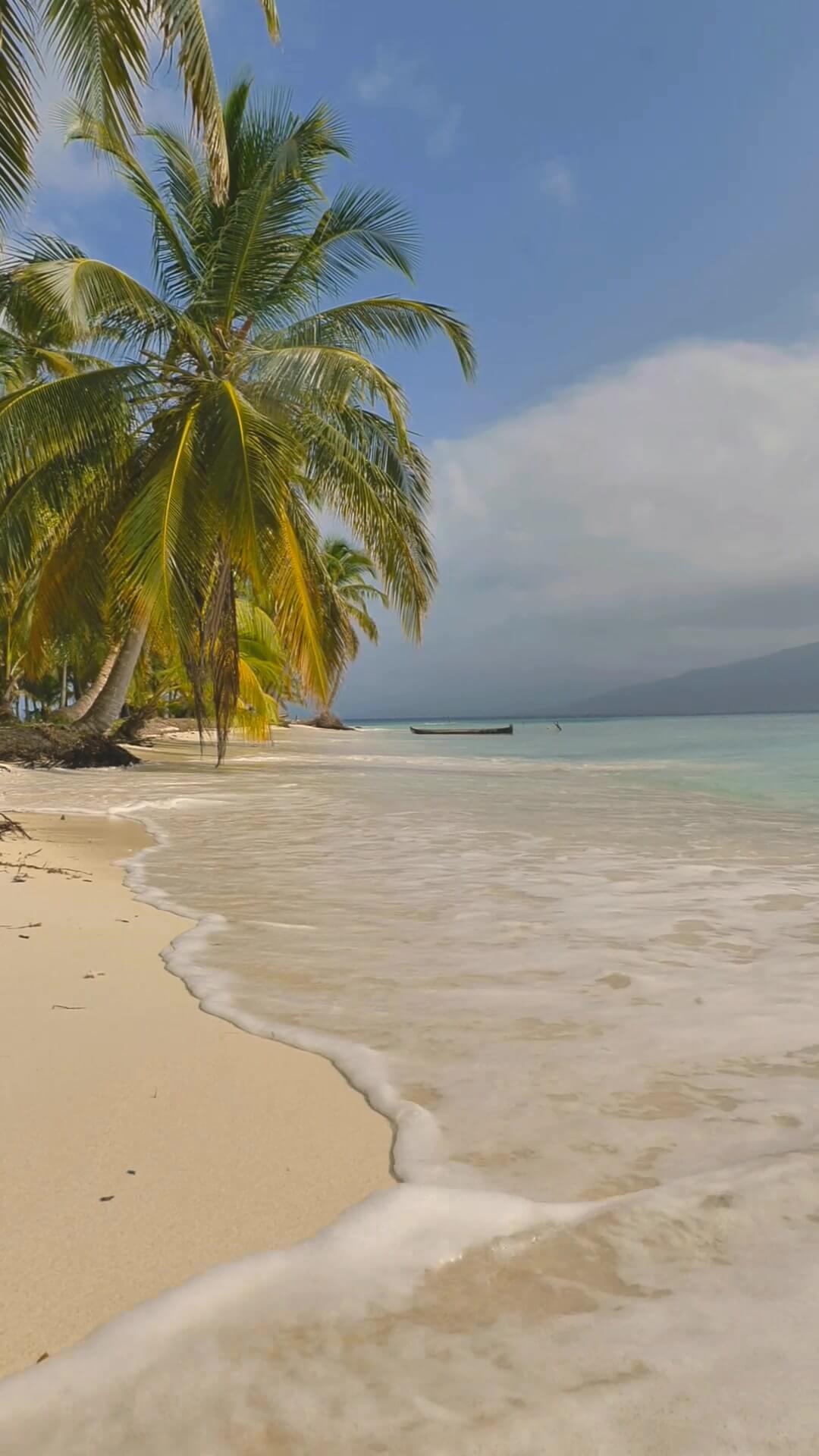 Life on board sailing San Blas